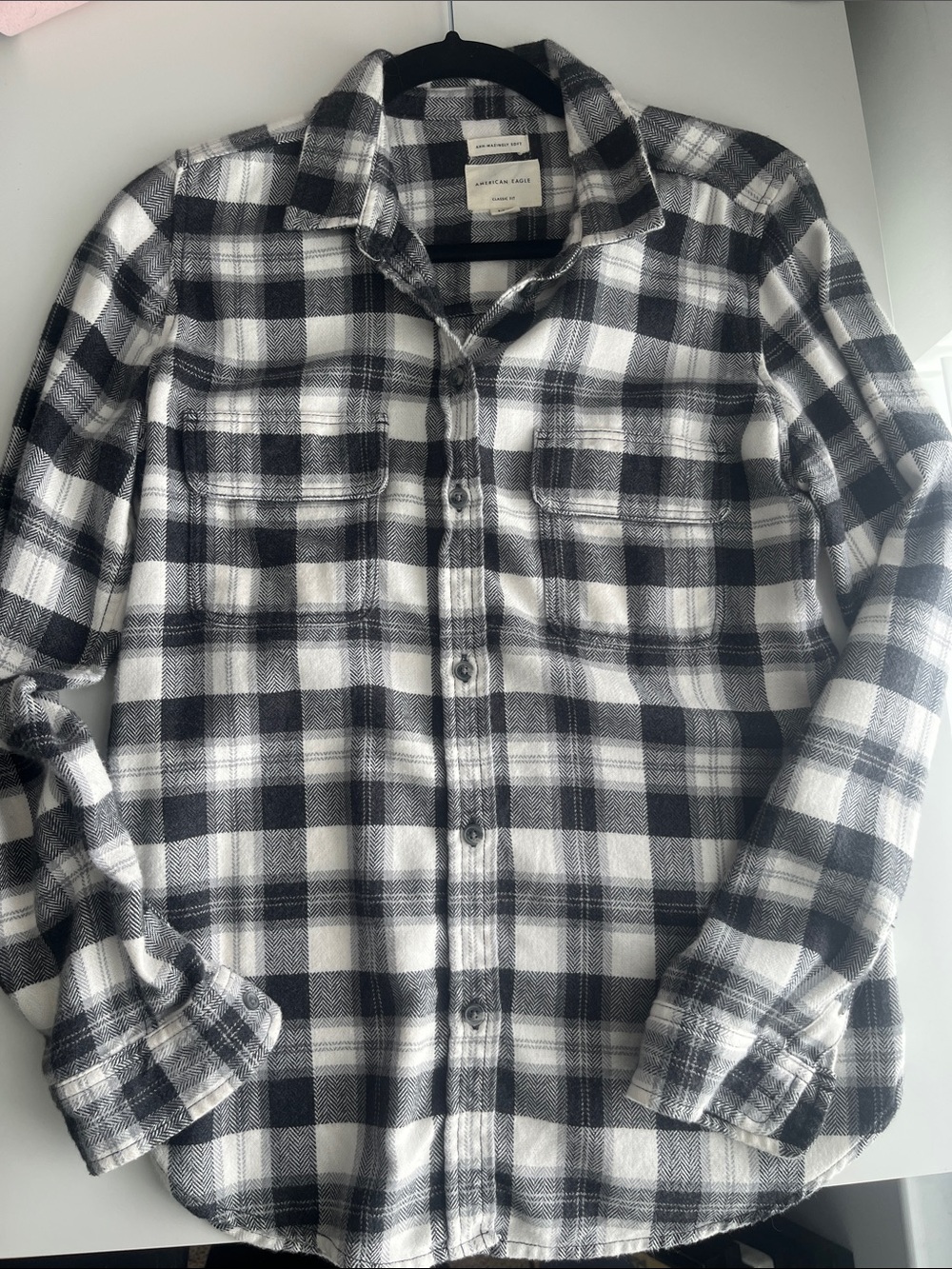 American Eagle Outfitters Black and White Plaid Button-Down Flannel Shirt
